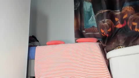 lola_belgium online show from October 2025 06:13:02 AM