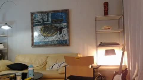 Lola online show from June 2026 09:02:03 PM