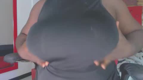 lola_honney online show from April 2026 11:03:02 AM
