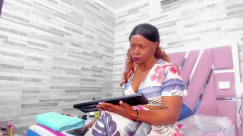 Snapshot of lola_hornei chatting on February 2025 11:35:02 AM Lola online show from February 2025 11:35:02 AM