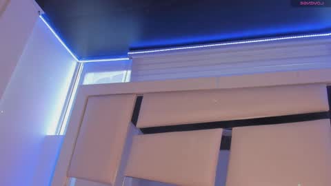 lola_js online show from September 2025 09:18:01 PM