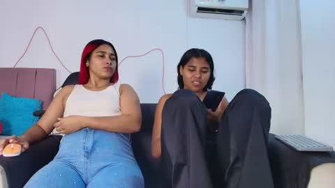Snapshot of lola_lustrum chatting on July 2026 12:33:01 PM lola_lustrum online show from July 2026 12:33:01 PM