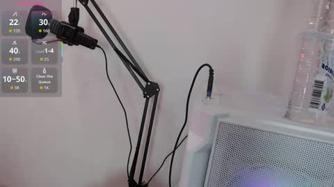 Lola  online show from May 2026 03:20:01 PM