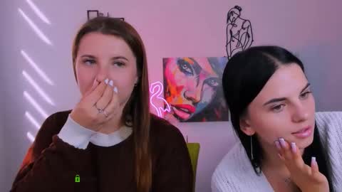 Lola online show from September 2025 09:02:01 AM