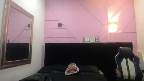 Snapshot of lola_vecassalt chatting on September 2025 12:40:01 PM Lola Vecassalt online show from September 2025 12:40:01 PM