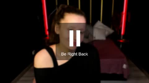 Snapshot of lola_weeks chatting on June 2026 03:34:02 PM Lola online show from June 2026 03:34:02 PM