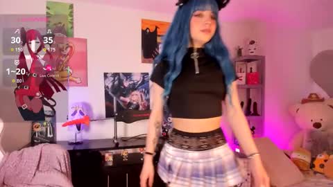 Snapshot of lolaa_bunnyy chatting on November 2025 05:22:01 PM Lola Bunny online show from November 2025 05:22:01 PM