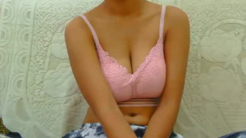 lolaa online show from January 2025 10:06:02 AM