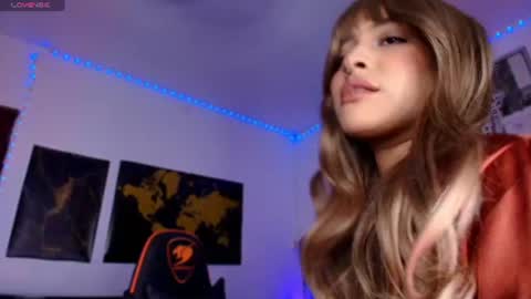 lolaasmith_21 online show from July 2026 07:45:01 PM