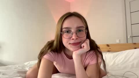 lolaatate online show from March 2026 01:55:01 AM