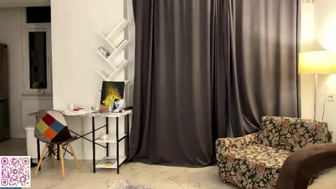 lolaatatee online show from May 2026 06:15:02 PM