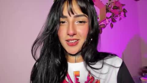 Lola online show from March 2026 07:24:01 AM