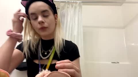 Lola Lixx online show from January 2025 12:39:01 AM