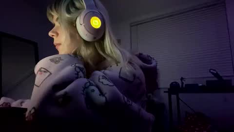 Lola Lixx online show from March 2025 01:38:02 PM