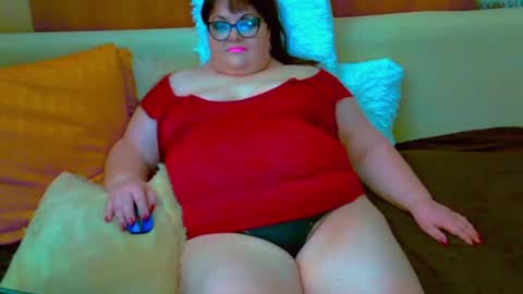 lolalove999 online show from February 2025 04:32:02 PM