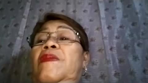 Snapshot of lolamommie chatting on January 2025 09:34:02 AM tey online show from January 2025 09:34:02 AM