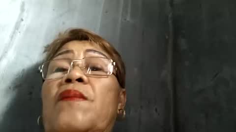 Snapshot of lolamommie chatting on February 2025 07:27:02 AM tey online show from February 2025 07:27:02 AM