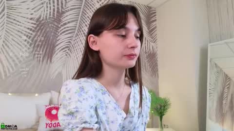 Lola online show from November 2025 01:48:02 AM