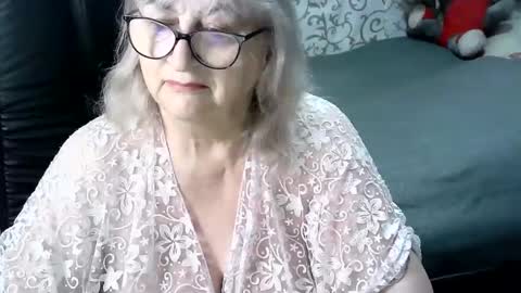 Snapshot of lolkaalyss chatting on February 2025 06:22:02 AM LolkaAlyss online show from February 2025 06:22:02 AM