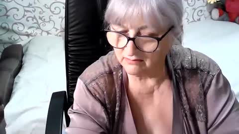 Snapshot of lolkaalyss chatting on February 2025 02:54:02 PM LolkaAlyss online show from February 2025 02:54:02 PM