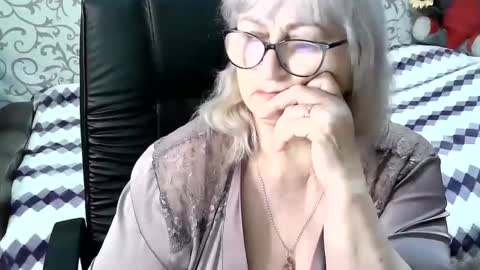 Snapshot of lolkaalyss chatting on March 2025 09:25:02 PM LolkaAlyss online show from March 2025 09:25:02 PM