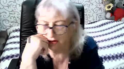Snapshot of lolkaalyss chatting on March 2025 07:07:02 PM LolkaAlyss online show from March 2025 07:07:02 PM
