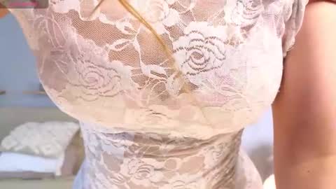 Lola online show from September 2025 08:16:02 AM