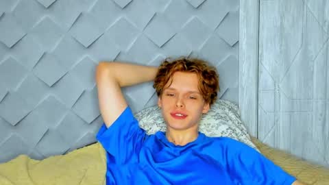 Nelis online show from April 2026 07:38:02 PM