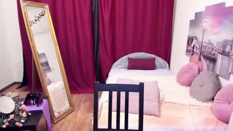 LoloMercier online show from March 2025 08:10:02 PM