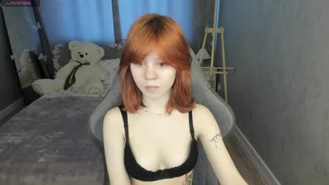 Snapshot of loly_cuttie chatting on April 2026 01:08:01 AM Loly online show from April 2026 01:08:01 AM