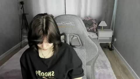Snapshot of loly_cuttie chatting on May 2026 01:35:02 AM Loly online show from May 2026 01:35:02 AM