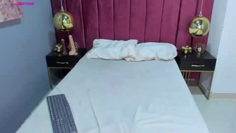 Loly online show from February 2025 06:56:02 PM