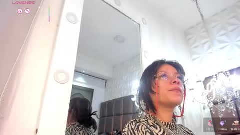 Loly online show from October 2025 02:42:02 AM