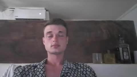 Snapshot of london_tomy chatting on November 2025 03:45:02 AM london_tomy online show from November 2025 03:45:02 AM