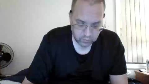 Snapshot of lonelyman91775 chatting on June 2026 07:58:02 AM Lonely Man online show from June 2026 07:58:02 AM