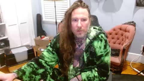 Snapshot of longhair021 chatting on October 2025 10:03:01 AM longhair online show from October 2025 10:03:01 AM