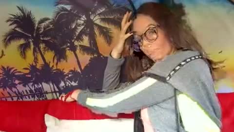 Snapshot of longlegstammy chatting on July 2026 01:42:01 PM Cutenurse91 online show from July 2026 01:42:01 PM