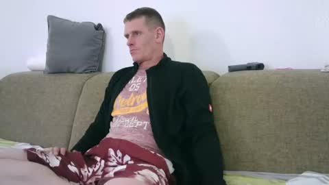 longlover1309 online show from June 2026 08:52:01 PM