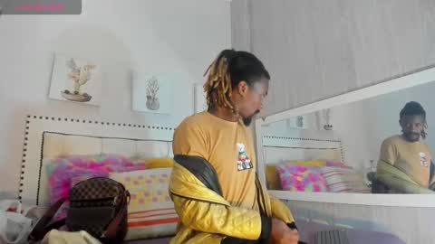 LooganX online show from September 2025 05:06:02 AM