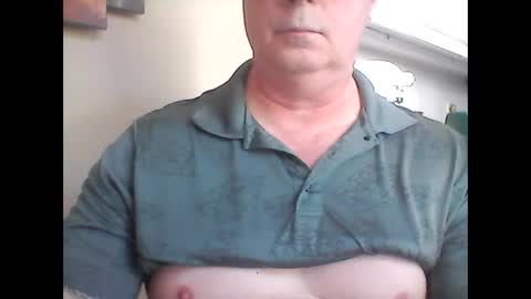 Snapshot of look823 chatting on September 2025 01:44:02 PM look823 online show from September 2025 01:44:02 PM