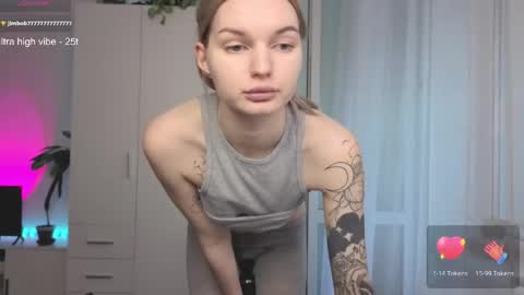 Luna online show from April 2026 04:33:01 PM