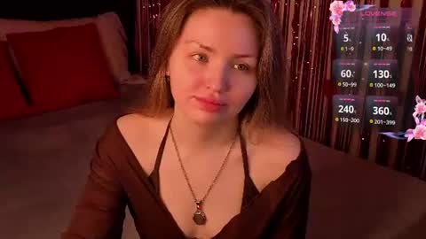 Snapshot of lora_amber chatting on June 2026 02:43:02 PM Lora online show from June 2026 02:43:02 PM
