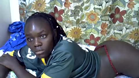 lora_amor online show from June 2026 02:16:01 AM