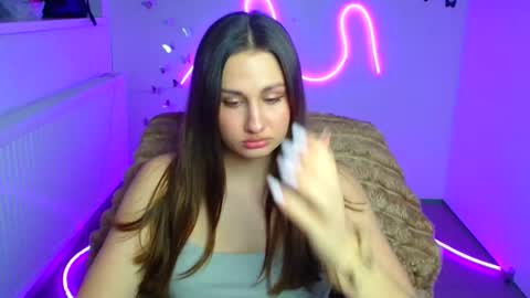 Lora online show from March 2026 12:19:01 PM