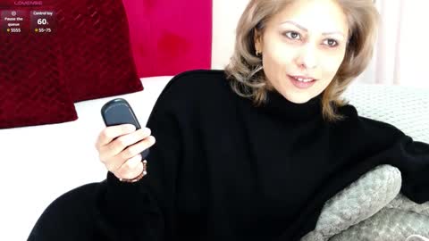 loradelniro1 online show from February 2025 01:28:02 PM