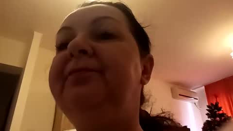 Lora online show from December 2024 10:32:01 AM