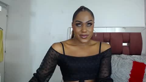 Snapshot of lorainebigdickts chatting on November 2025 08:36:02 PM Loraine online show from November 2025 08:36:02 PM