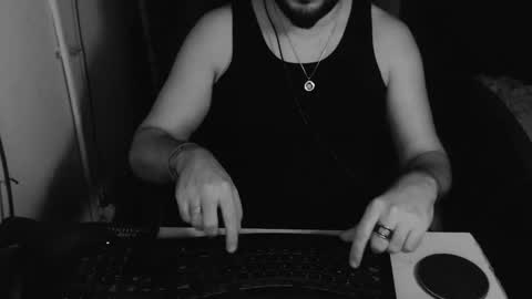 Snapshot of lord_masterx chatting on September 2025 09:27:01 PM lord_masterx online show from September 2025 09:27:01 PM