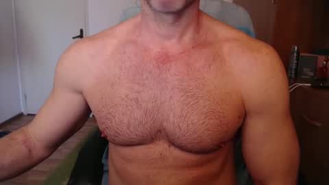 Snapshot of lordofyourdesires chatting on January 2025 06:35:02 AM A online show from January 2025 06:35:02 AM