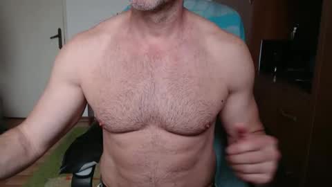 Snapshot of lordofyourdesires chatting on October 2025 06:39:02 AM A online show from October 2025 06:39:02 AM